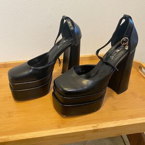 WEKISS Black Whimsigoth Platform Heels 6" Chunky Mary Jane Pumps Size 8 Y2K